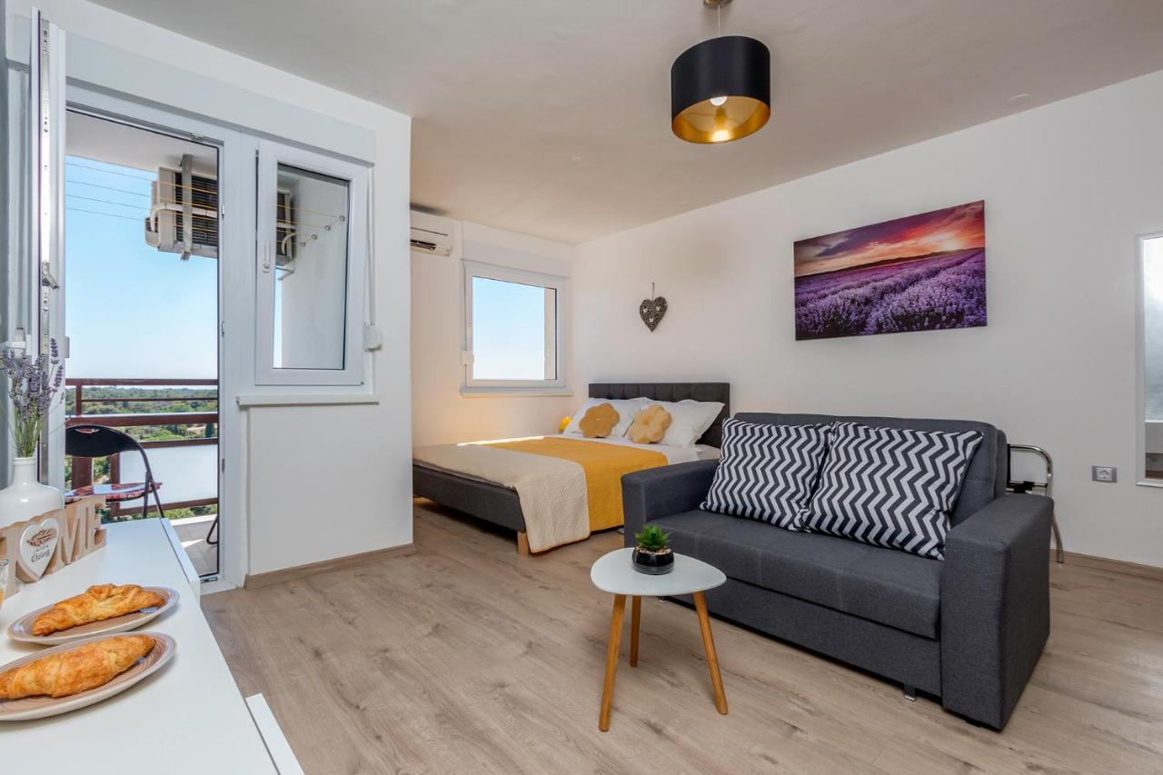 Apartman Vita Pula Luaran gambar