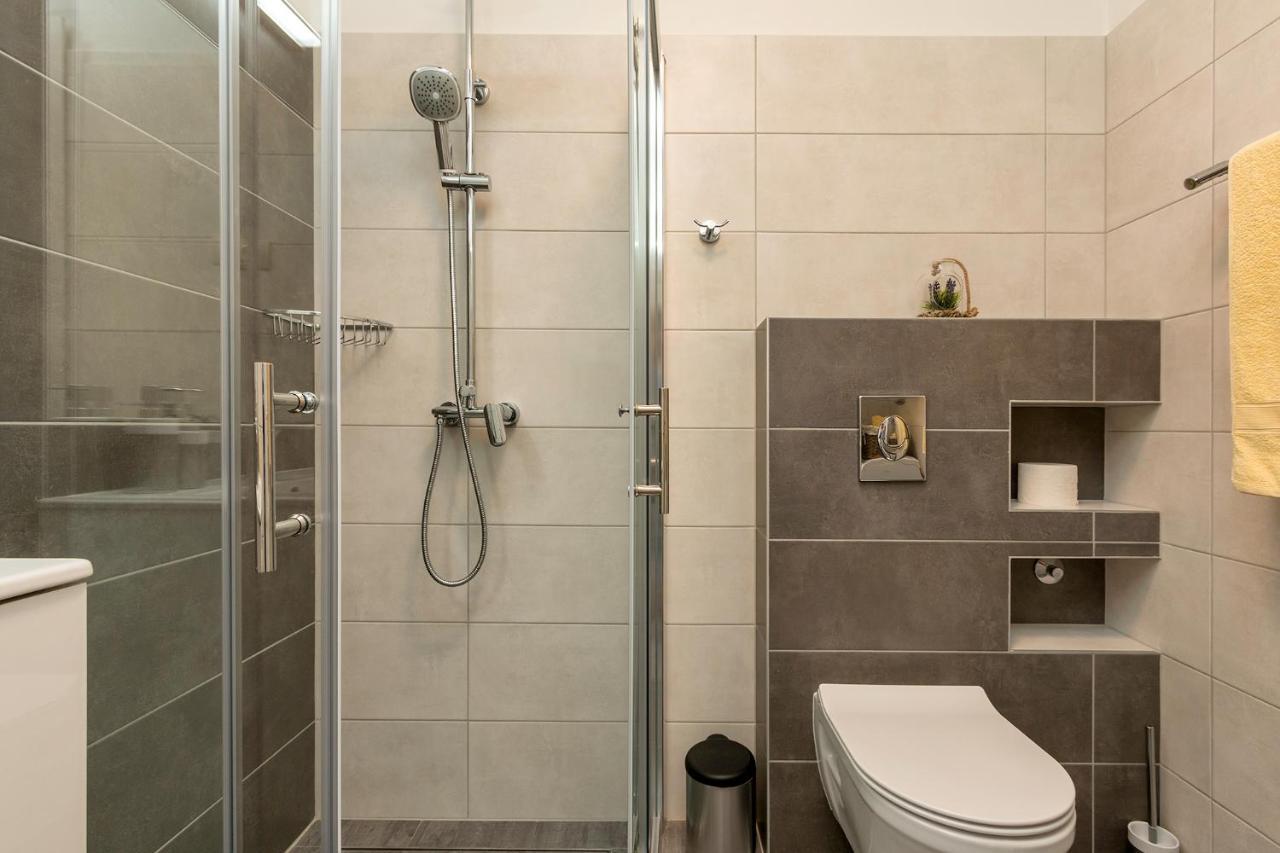 Apartman Vita Pula Luaran gambar